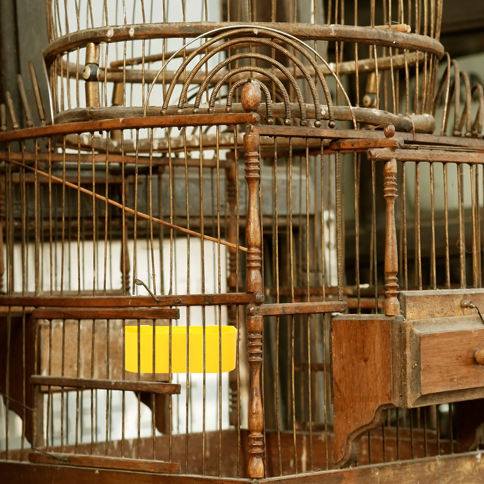 

Automatic Waterer For Birds Parrot Food Bowl Hanging Cage Feeder Large Capacity Pet Supplies Dispenser For Rabbits