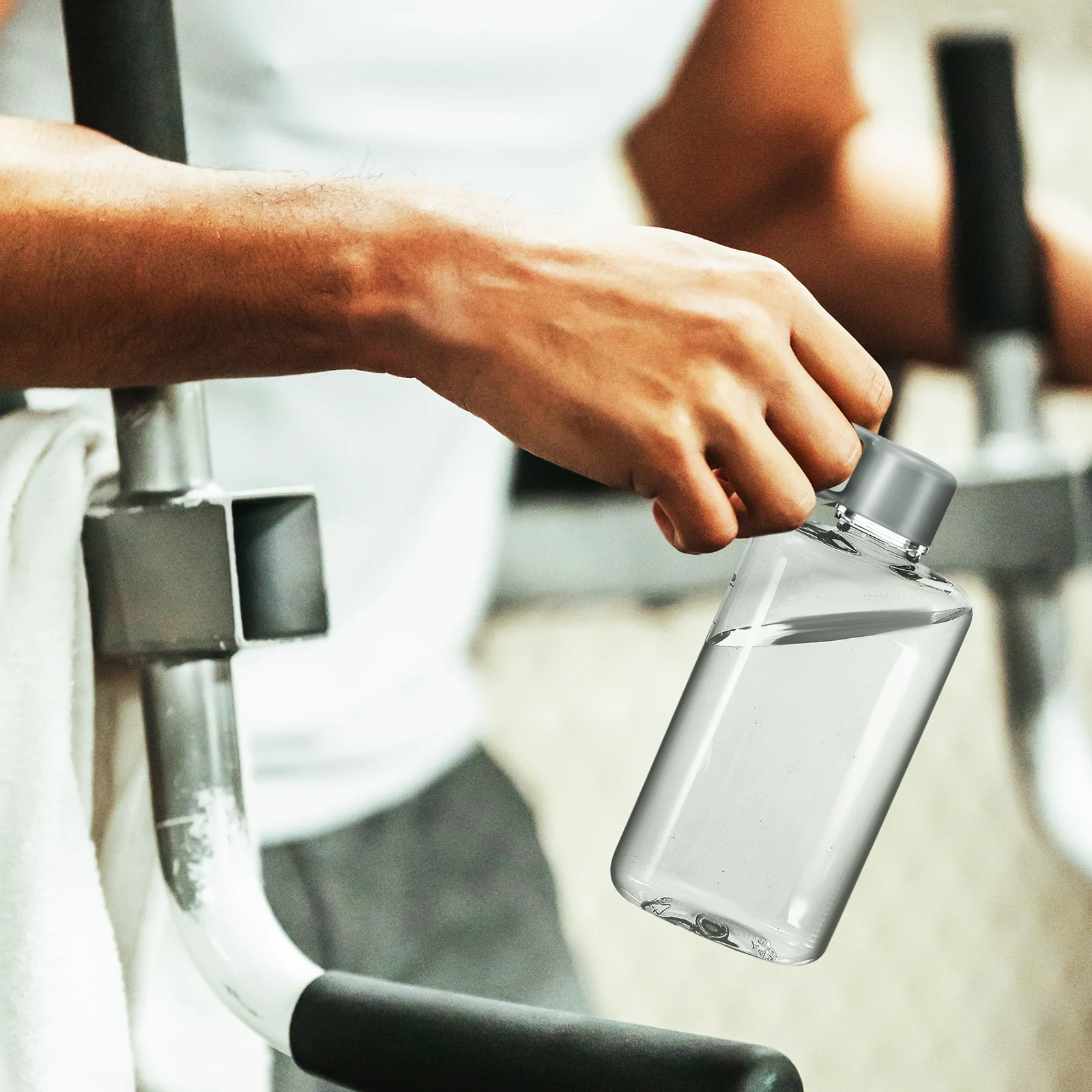 

2pcs Flat Water Bottle 360Ml 500Ml Portable Clear Tritan Leakproof Lightweight For Gym Outdoor Camping Hiking Running Travel