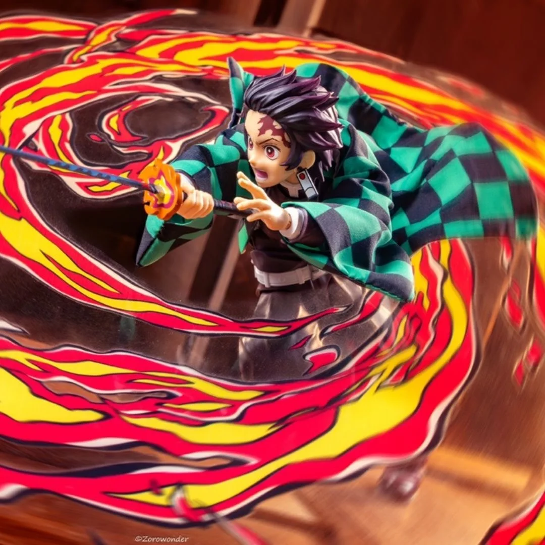 Demon Slayer Kamado Tanjirou Shf Vestiti di stoffa Anime Action Figure Giocattoli Accessori Abbigliamento Ragazzi Regali di Natale