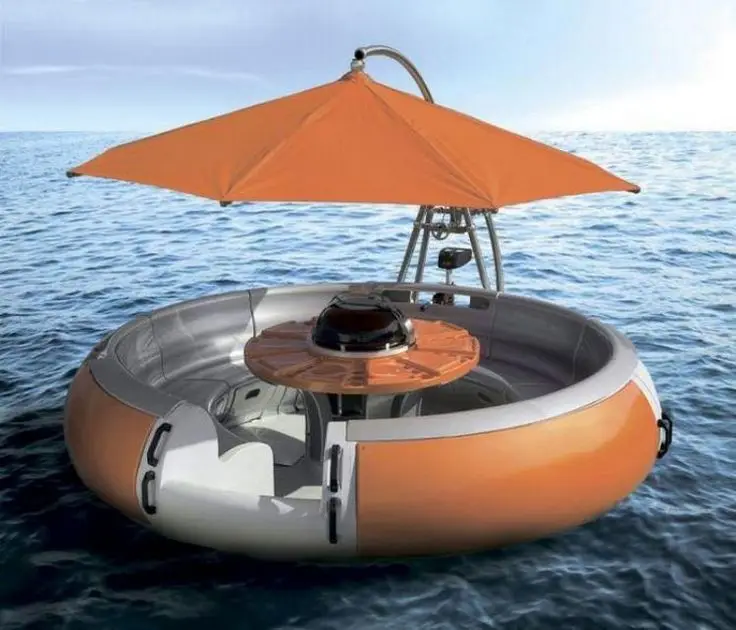 Comfortable Luxury Donut BBQ Boat, Durable Water Leisure Vessel for Family and Friends Water Gatherings