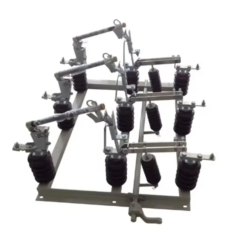 

Выключатель-разъединитель высоковольтный уличный с предохранителем 2025 года выпуска