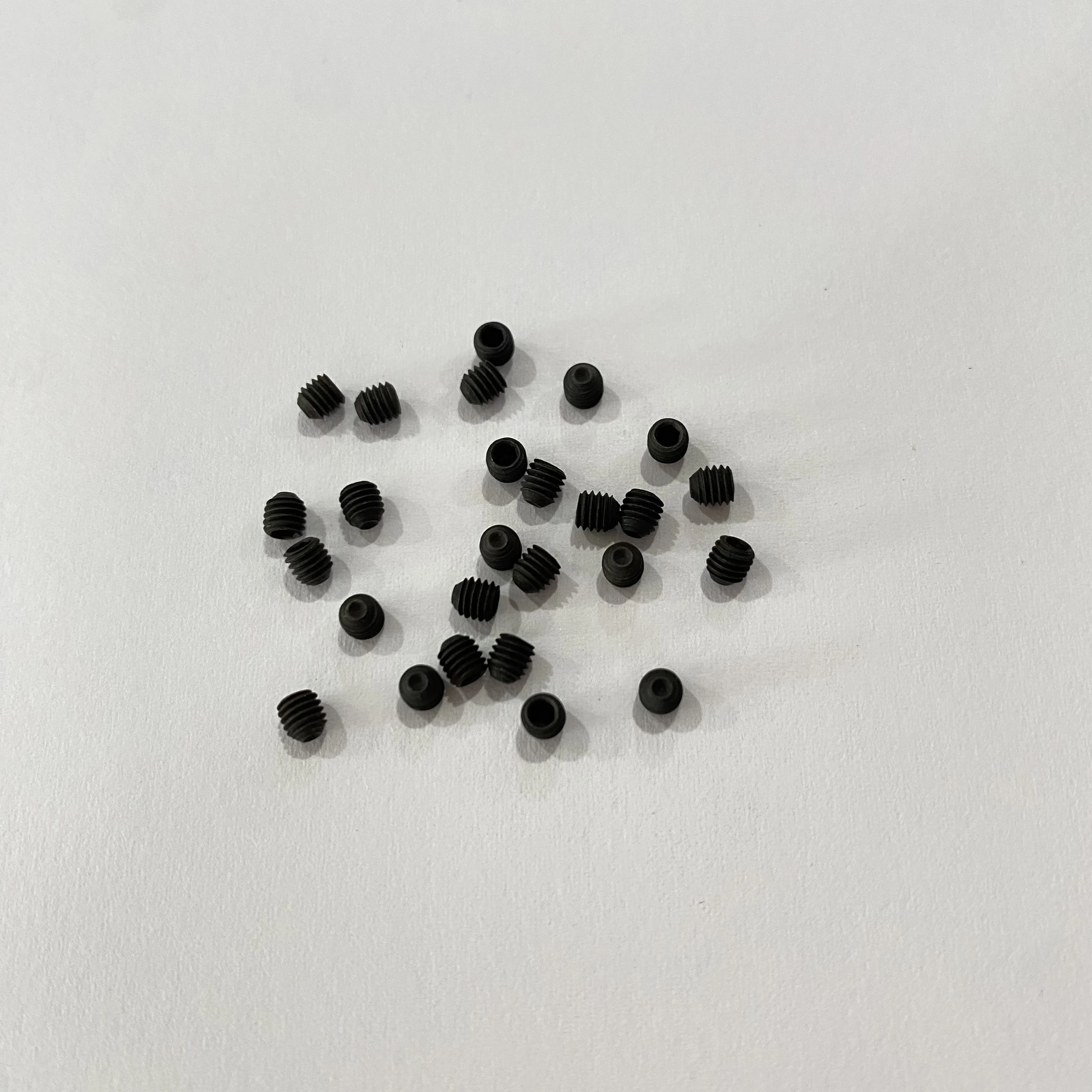 10pcs SIRUBA 1404P/VC008/QB008 screw needle plate screw looper screw industrial sewing machne parts