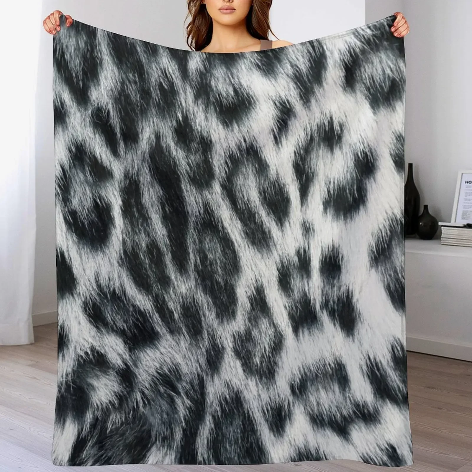 

Snow Leopard Real to Life Print Throw Blanket Soft Sherpa Fleece Warm Blanket for Winter