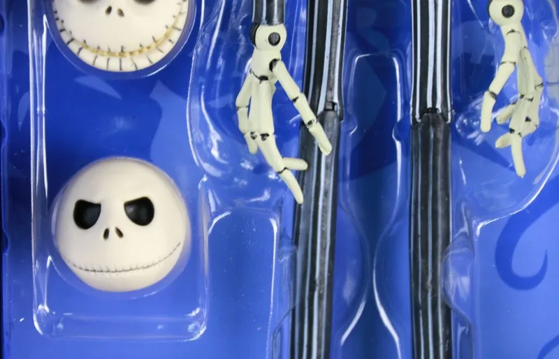 Der Albtraum vor Weihnachten Jack Skellington mit austauschbaren Köpfen Actionfigur PVC-Spielzeugmodell Puppensammlung Geschenk 35 cm – Detail 16