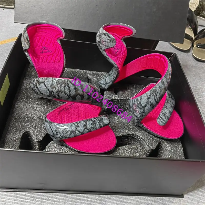 Neuheit Seltsame Ferse Sandalen Frau Sexy Schlange Eingewickelt Keine Sohle Gladiator Hausschuhe Sommer High Heels S-Förmigen Party Abend schuhe