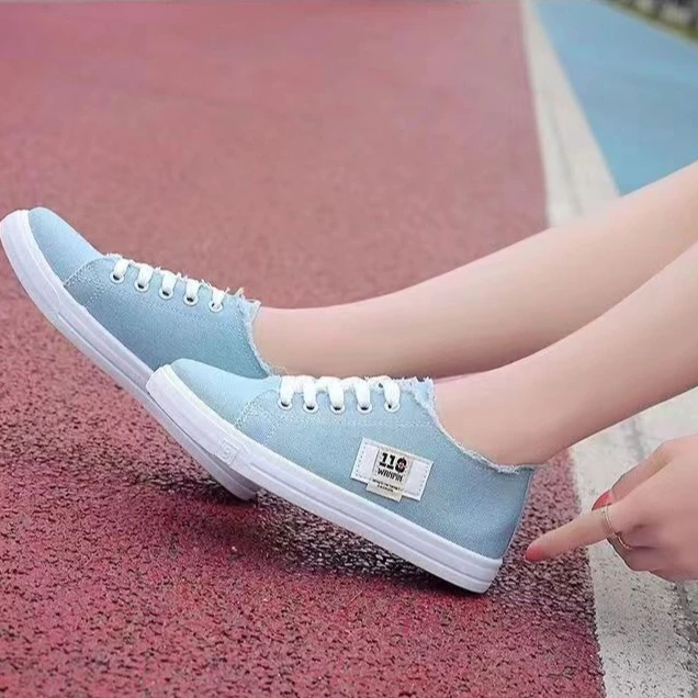 

New style canvas shoes for female students, cloth shoes, white sneakers, board shoes, spring and autumn women's shoes
