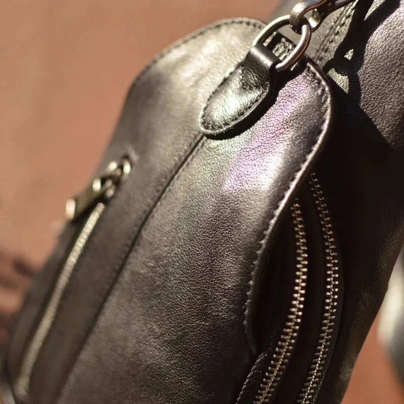 

AETOO Imported first layer cowhide fine line chest bag for men and women crossbody leisure sports business travel with foreign s