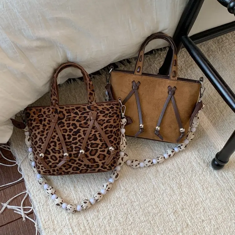 

Сумка-мешок 2021, зима, новый стиль, леопардовая бархатная модная корейская популярная сумка для женщин, модная и нишевая женская сумка