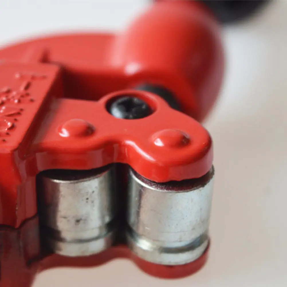 

Профессиональный труборез для медных, алюминиевых, ПВХ труб и высококачественной стали, с точной регулировкой, красный