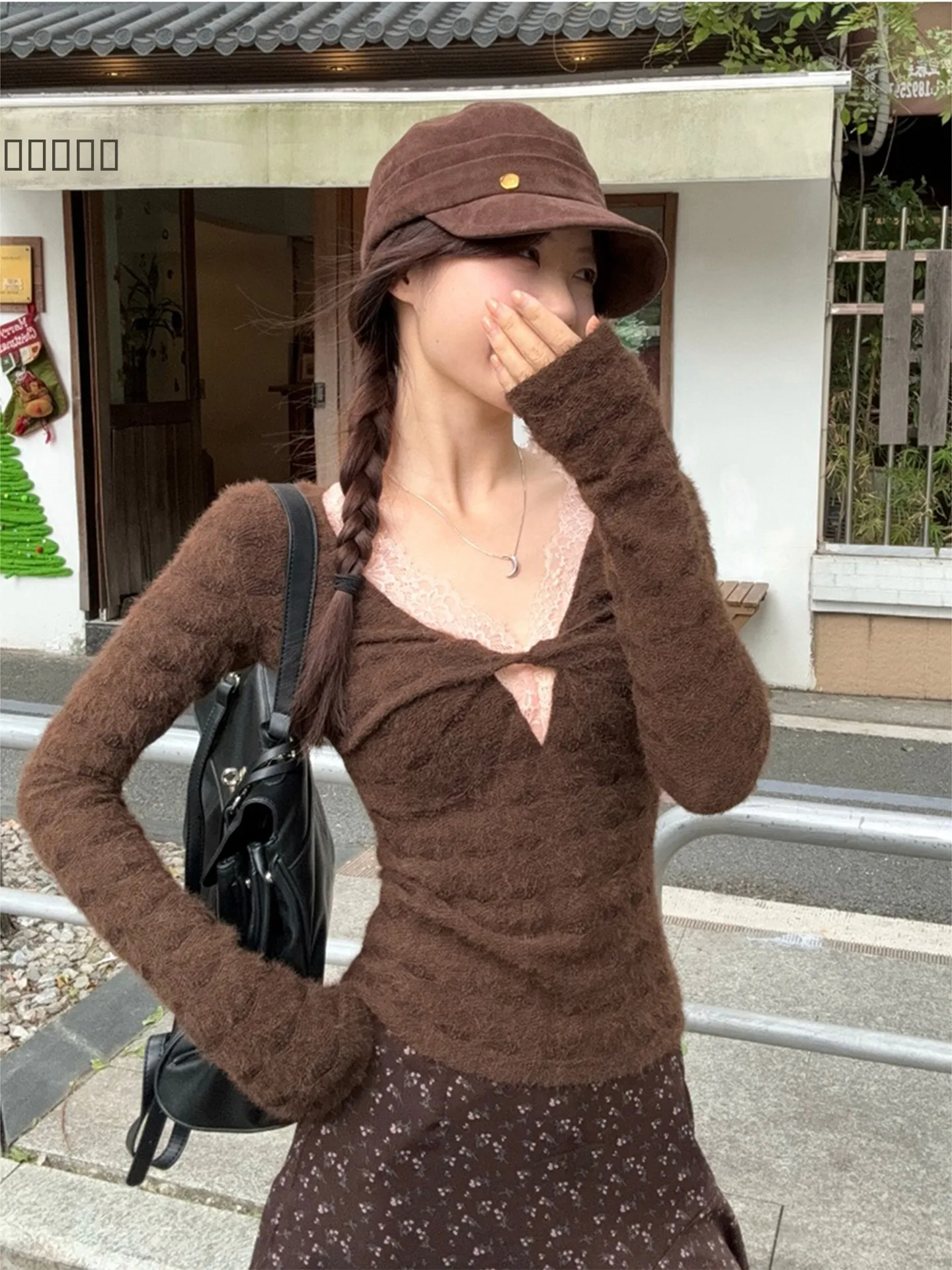 

Женский облегающий вязаный топ с длинным рукавом и кружевным V-образным вырезом, модный осенне-зимний элегантный топ для ношения под одеждой, шикарный стиль для девушек