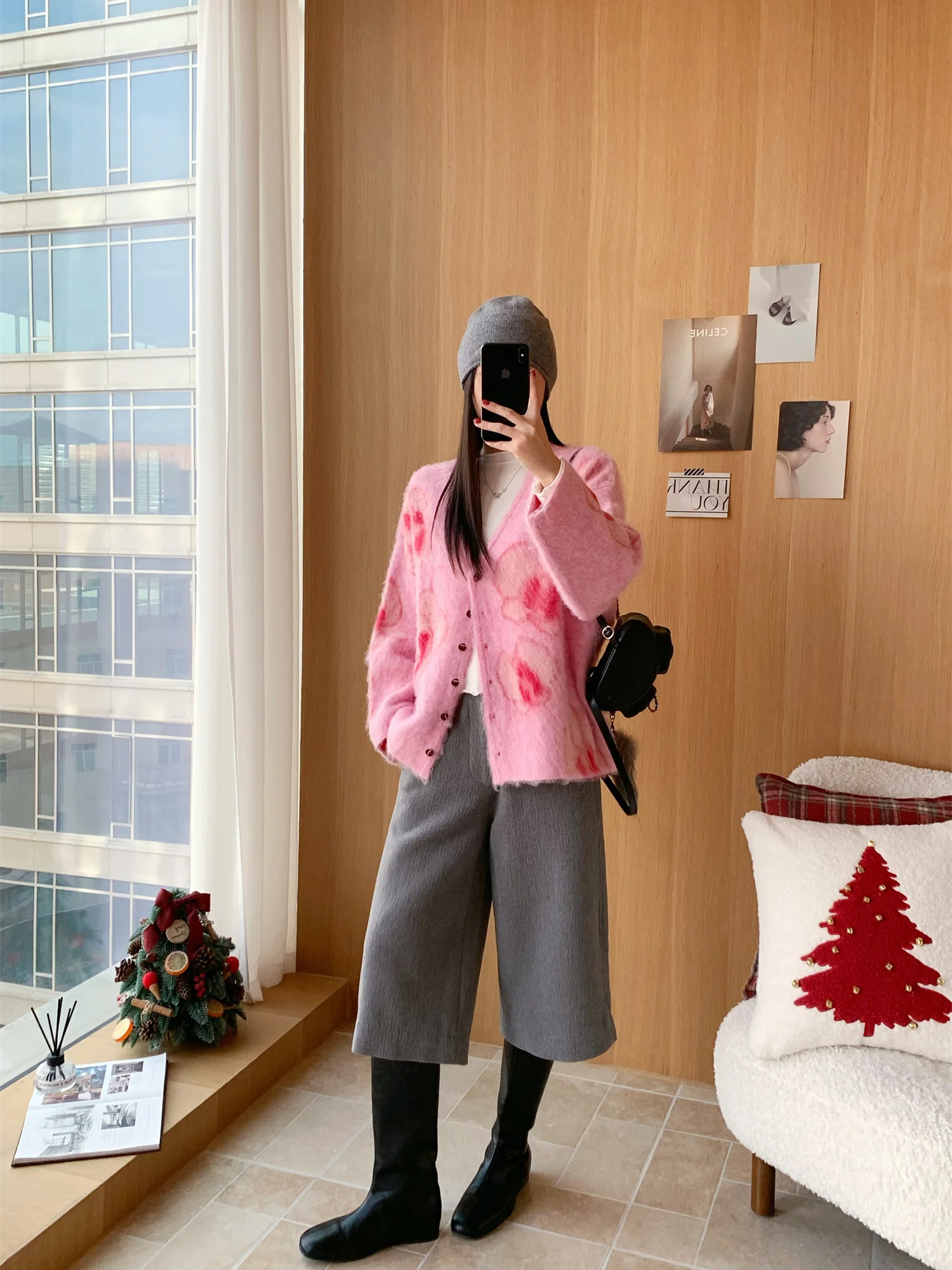 

Cloud Touch Feeler Orchid Embroidered Open Cardigan Sweater Casual Loose Fit Long Sve V-Ne Winter Wom...