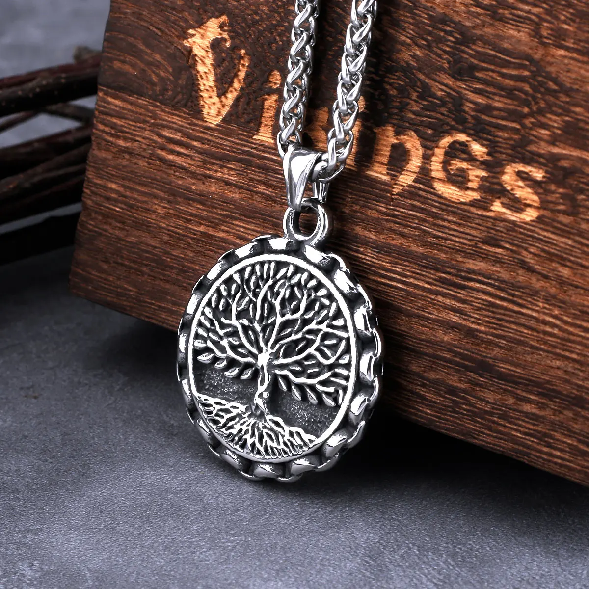 Stainless Steel Viking Tree of Life Necklace Vintage Men's Viking Biker Hip Hop Scandinavian Pendant Jewelry Boyfriend Gift