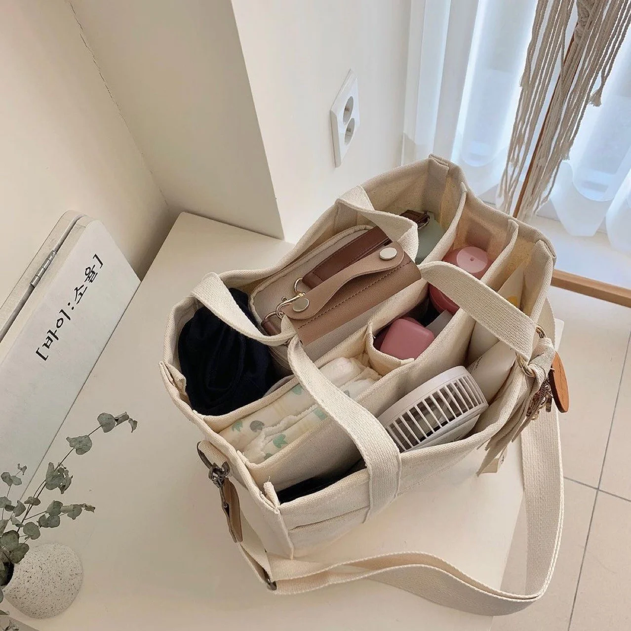 New High Quality Beige Baby Diaper Bag Multifunctional Large Capacity Mom Tote Bag Baby Stroller Canvas Storage Bag Hanging Bag