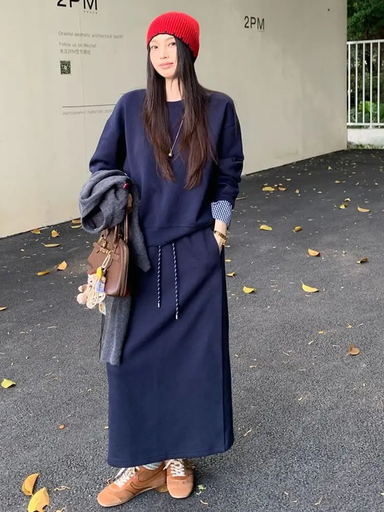 

Модный антивозрастной комплект: худи с длинным рукавом и юбка с завязками на талии, осенняя коллекция 2024, новый повседневный элегантный комплект для женщин