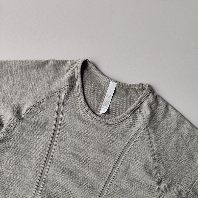 Sportliches Kurzarm-T-Shirt für Damen, Sommer-Laufshirt, schnelltrocknend, eng anliegend, schlankmachend, Yoga-Anzug, Pilates-Trainings-Fitness-Anzug – Detail 4
