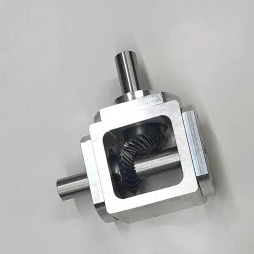 

Right angle transmission variable speed bevel gear reduction box 1:1 shaft diameter 6 gear box small corner T-shaped