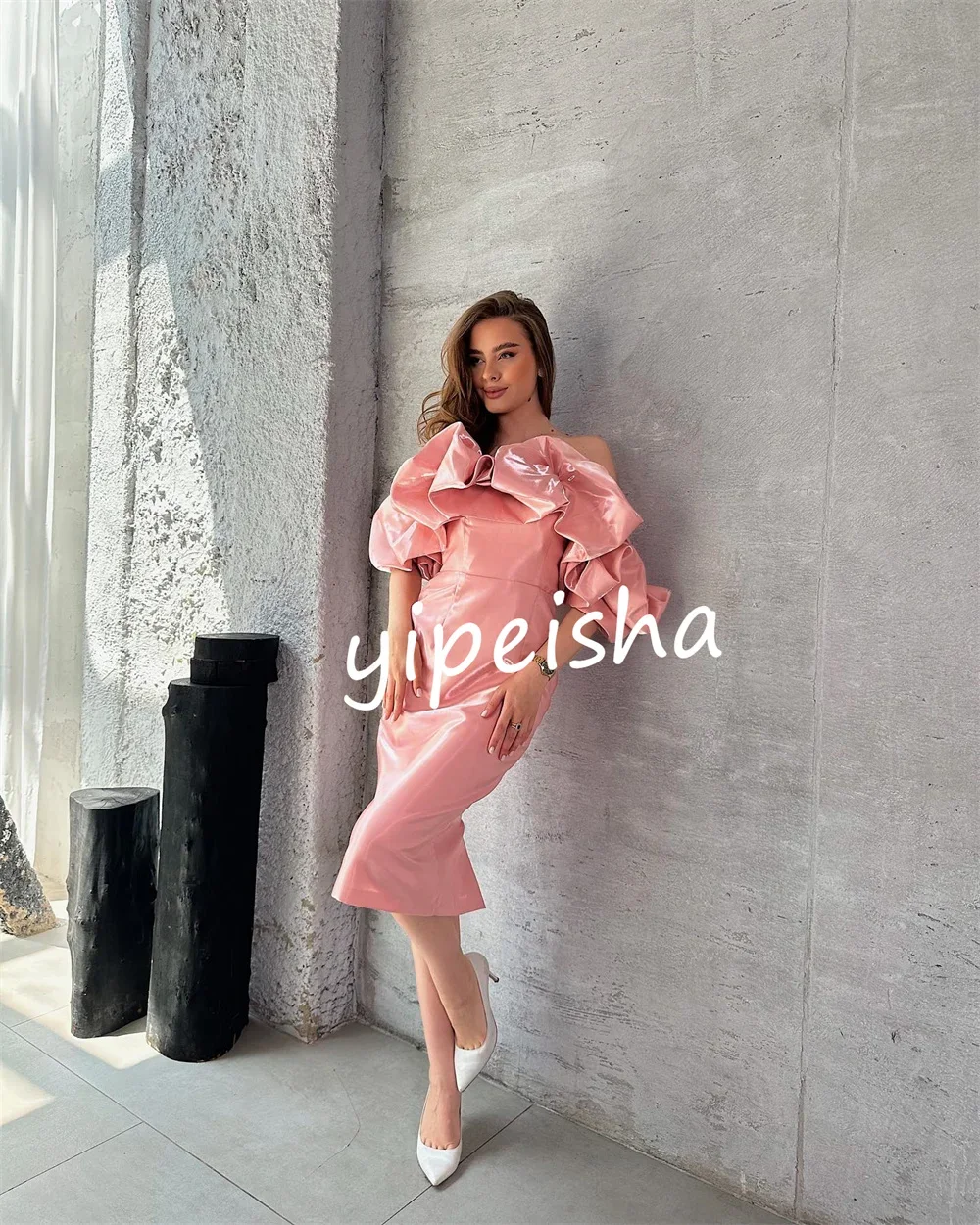 Robes de soirée personnalisées, colonne plissée assortie, épaules dénudées, longueur aux genoux, tailles de Style chinois disponibles, intr classique