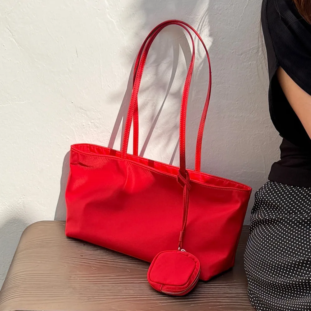 Oxford Cloth Underarm Tote Bag 2026 New High-end Shoulder Texture Unique Fashion Simple Women's Summer Versatile Casual Light