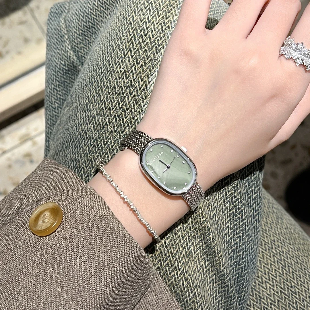 Новые модные женские часы, роскошные простые овальные циферблаты со стразами, женские кварцевые часы, маленькие изысканные наручные часы, подарок, Reloj Mujer