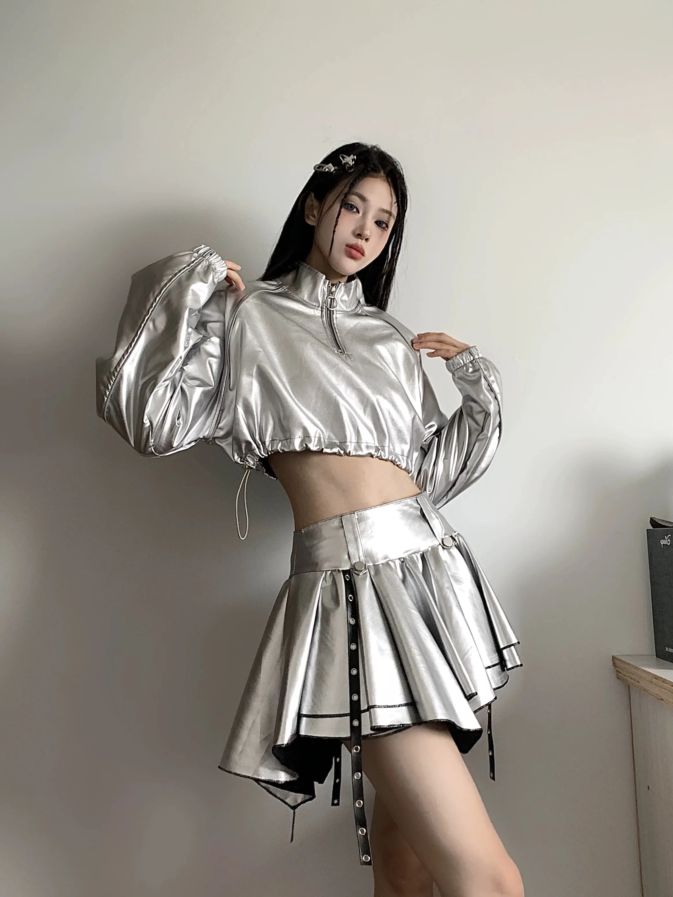 Lady Hot Sweet Y2K Ins Chic Set Female Silver Reflective Pleated Skirts Night Club Suit DS Hippie Stage Trendy Punk Moto DJ Sets