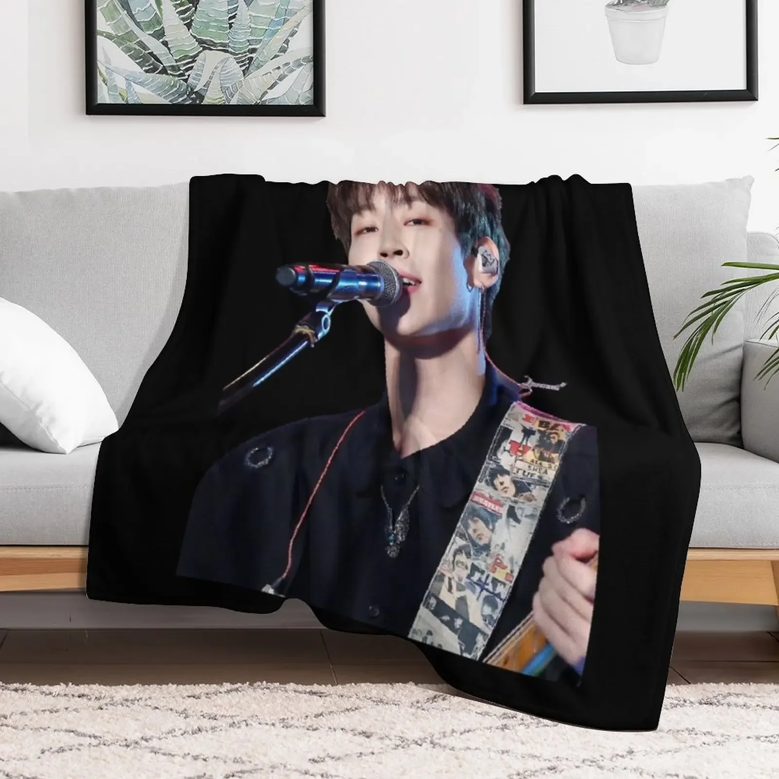 Woosung Portrait Throw Blanket anime Camping decorative Flannel Blankets