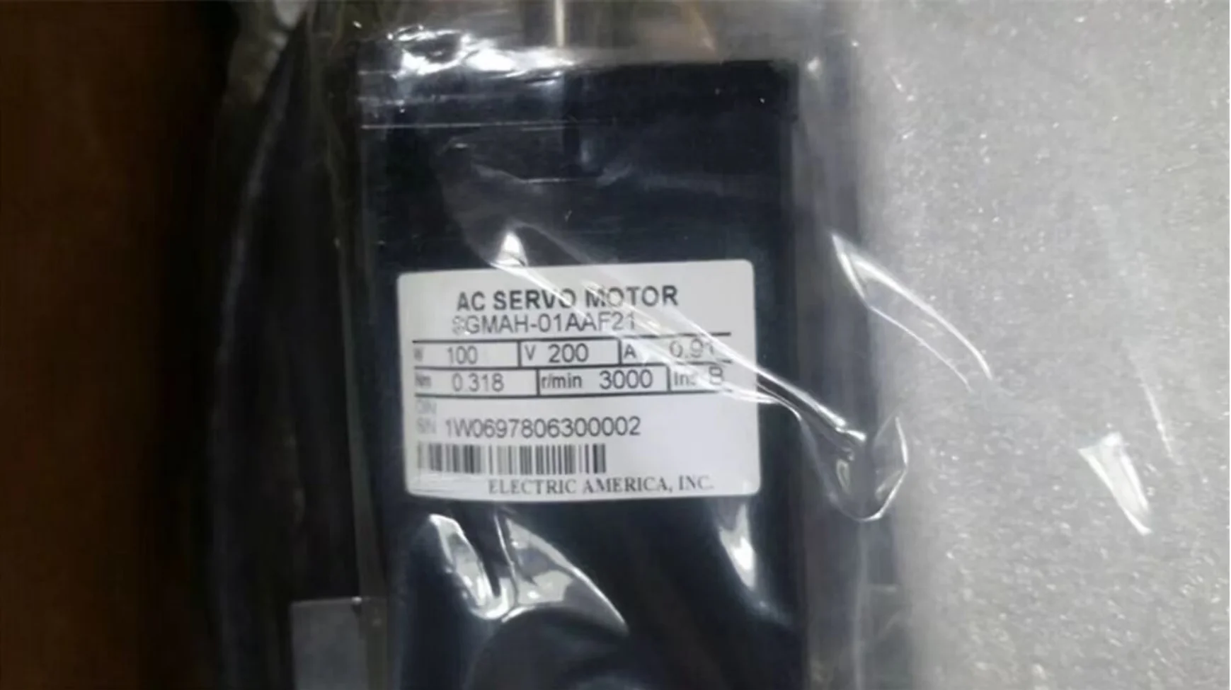 

New SGMAH-01AAF21 AC Servo Motor 12 Months Warranty SGMAH 01AAF21
