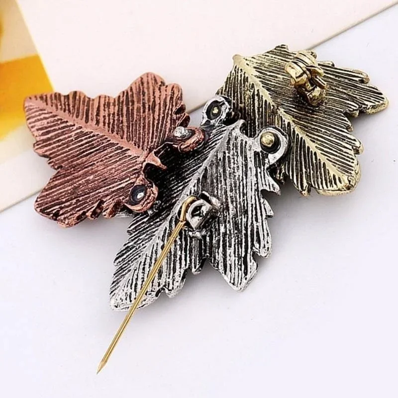 New Vintage Brooch Wedding Gold Silver Plated Maple Leaf Brooches Pins Exquisite Collar For Women Dance Party Accessories Gifts