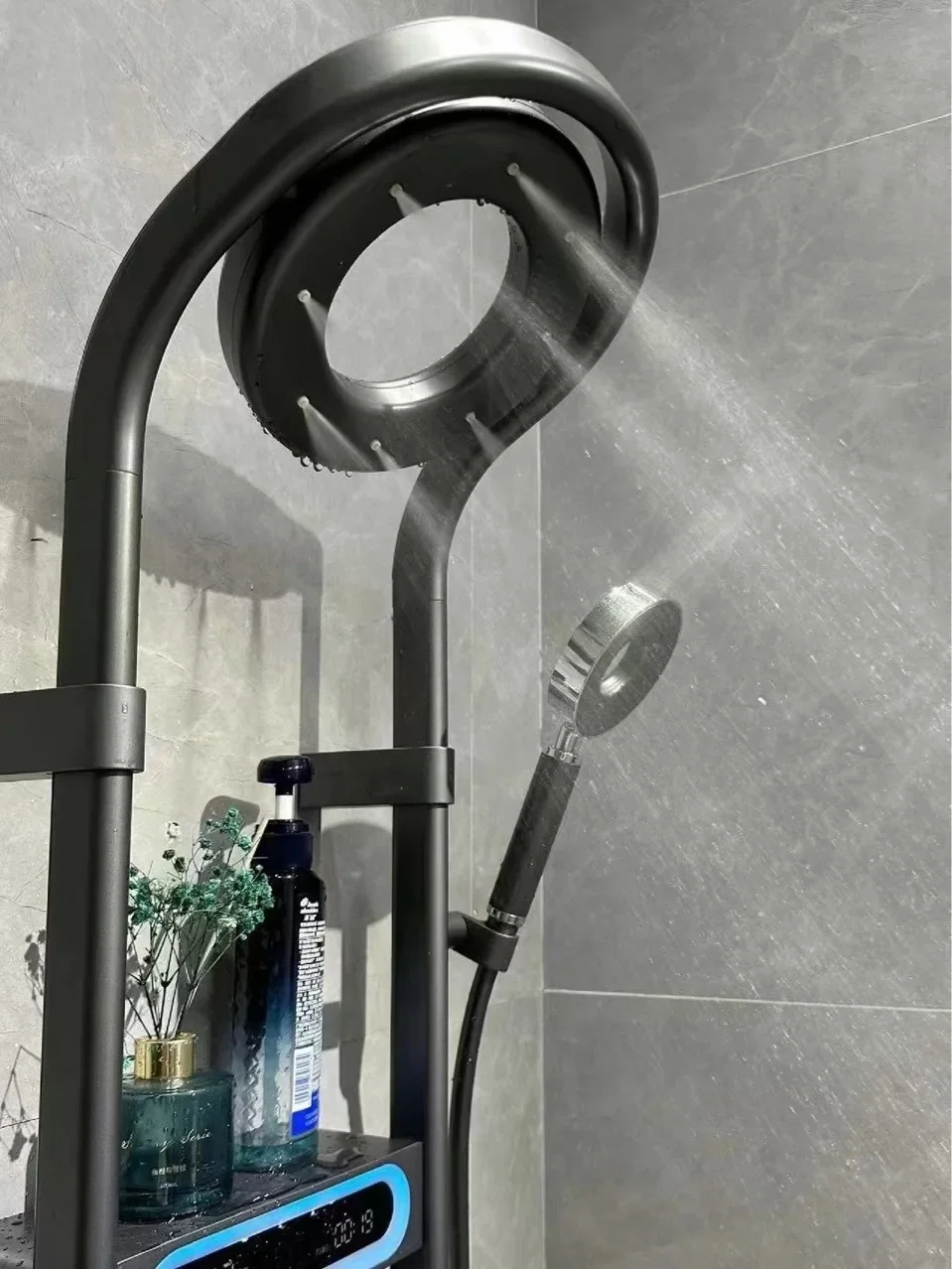 New Design High End Bathroom Gray Shower Set Round Shower Head Bathtub Hot and Cold Brass LED Display Mixer Faucet Shower System