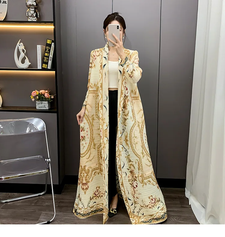 SuperAen Folds 2025 가을 새로운 패션 루즈한 디자인 롱 코트 턴 다운 칼라 오버 사이즈 코트