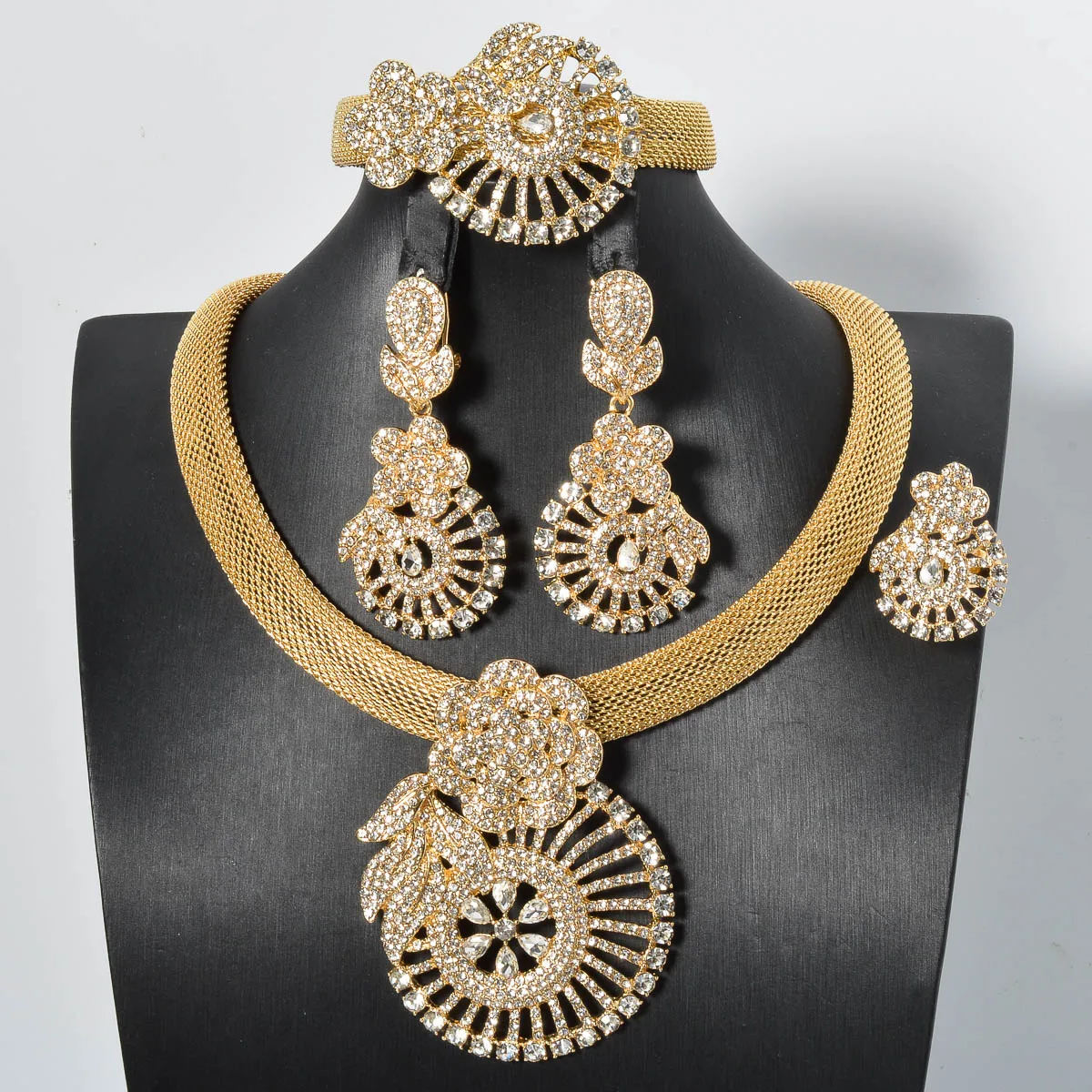 

Diana Baby Italian Gold Plated Bridal Jewelry Set Indian Designers Dress Necklace Matching Chokers Luxury 4pcs Female Wedding