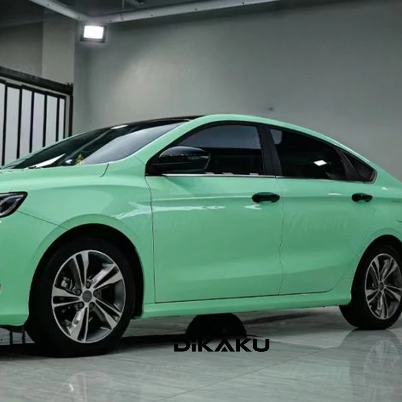 

Premium Glossy Crystal Hazy Green Vinyl Wrap Foil With Air Free Bubble For Vehicle Car Wrapping Decal