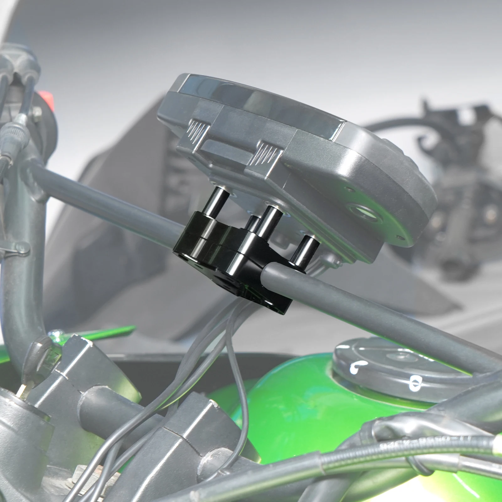 Motorcycle 14mm Bar Mobile Holder GPS Navigator Bracket AMPS Mount for Kawasaki KLR 650 KLR650 2022 2023