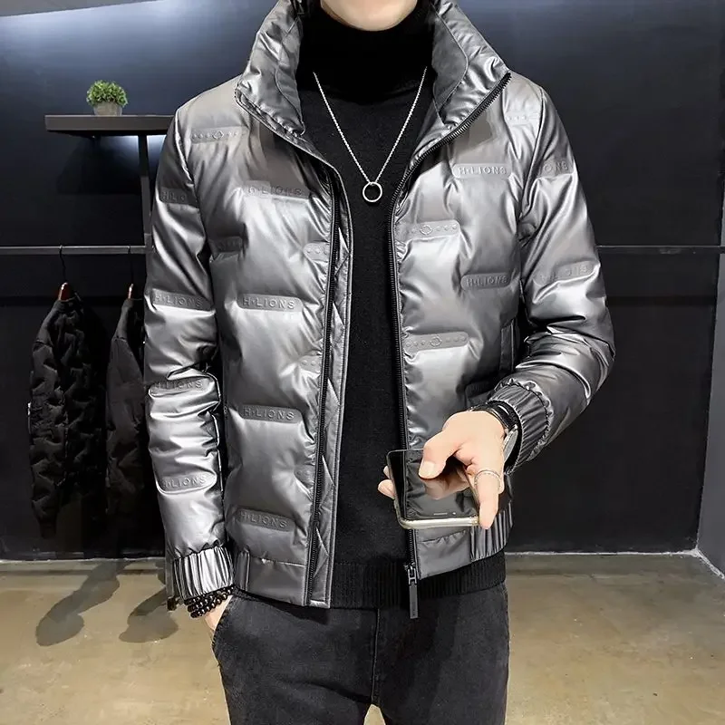 Parkas Glossy Man Padded Coat Lightweight Puffer Down Jackets for Men Heavy Hot Padding Fashion 2024 Y2k Korean Luxury Clothing