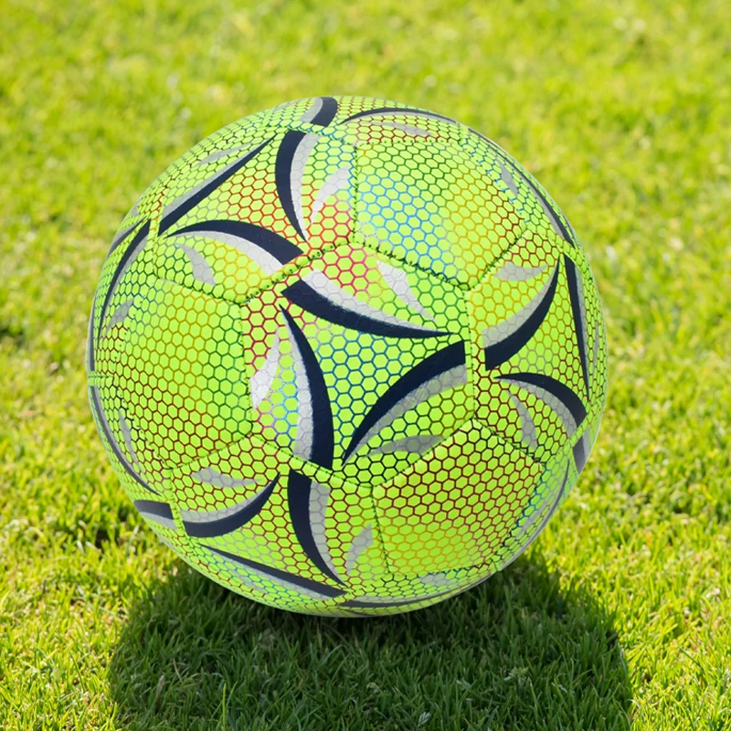 

Luminous Soccer Ball Reflective Night Glow Football Size 5 PU Glowing Soccer Ball for Adult Child Outdoor Sports Team Training