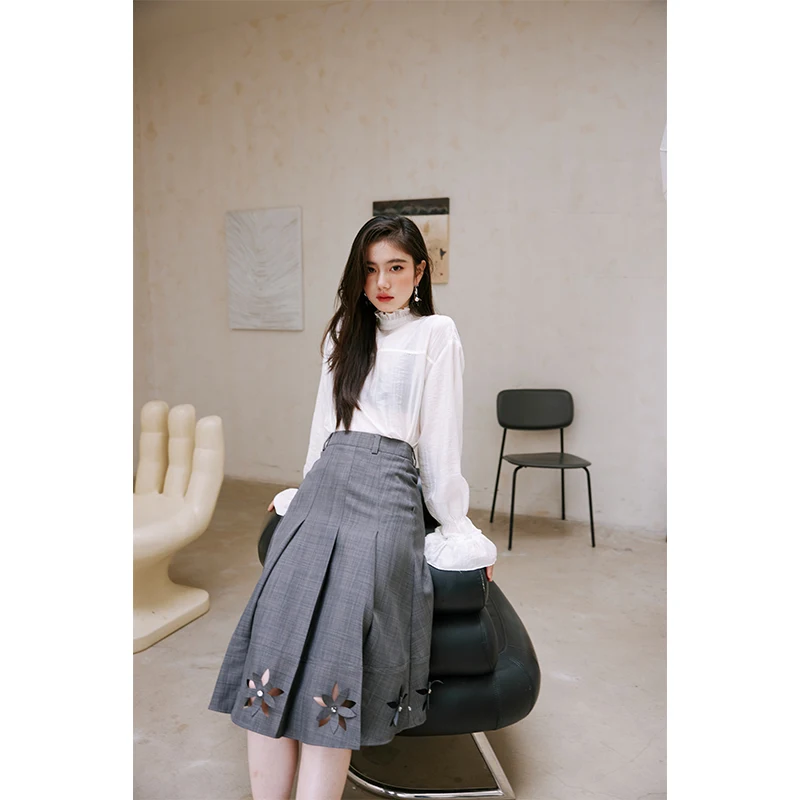 

Rosebanks Commuter Sle Dual Tone irt with Wood ain Floral Print Long Sve Straight Cut Cotton Blend Blouse