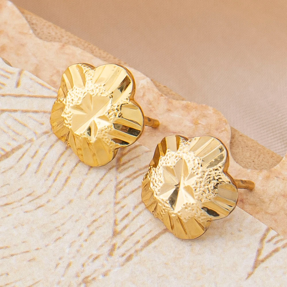 Star Flower Fashion Pleated Stud Earrings For Women Personalized Design Irregular Punk Metal Earrings Party Jewelry Gift Aretes