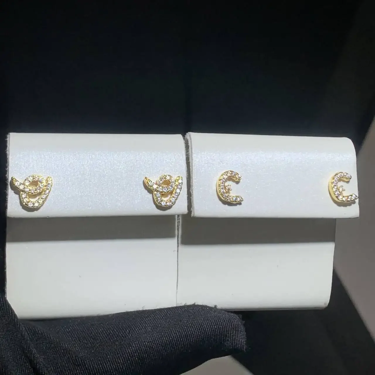 Gold Color Minimal Delicate Girl Women Jewlery Micro Paved CZ Arabic Letter Alphabet Stud Earring Wholesale