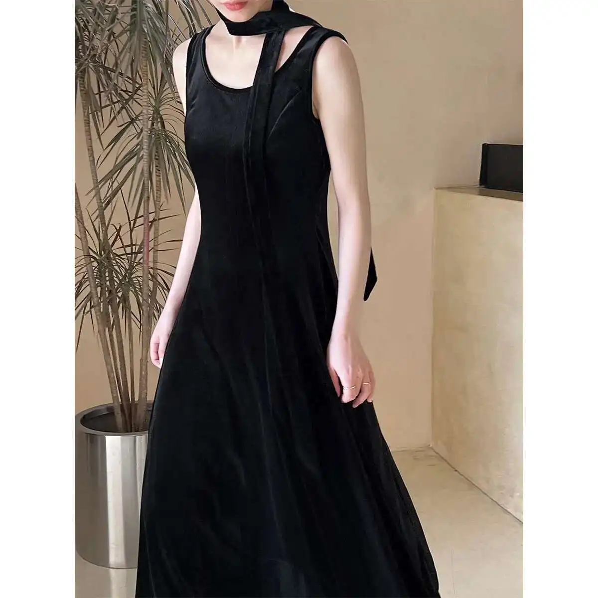 

Повседневное французское темпераментное платье в стиле Хепберн со шнуровкой на талии для женщин, осеннее новое золотое бархатное платье-жилет 2806, женское платье