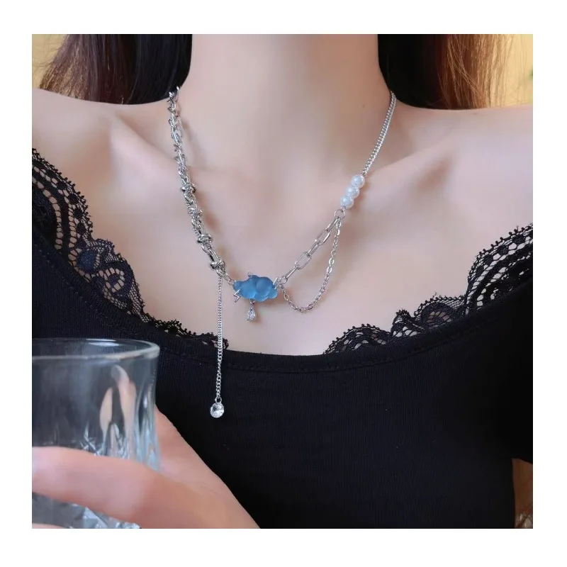 

Millennium Spice Girl Blue Cloud Necklace Female Sweet Cool Splicing Cat's Eye Premium Tassel Neck Chain Collarbone Chain Tide