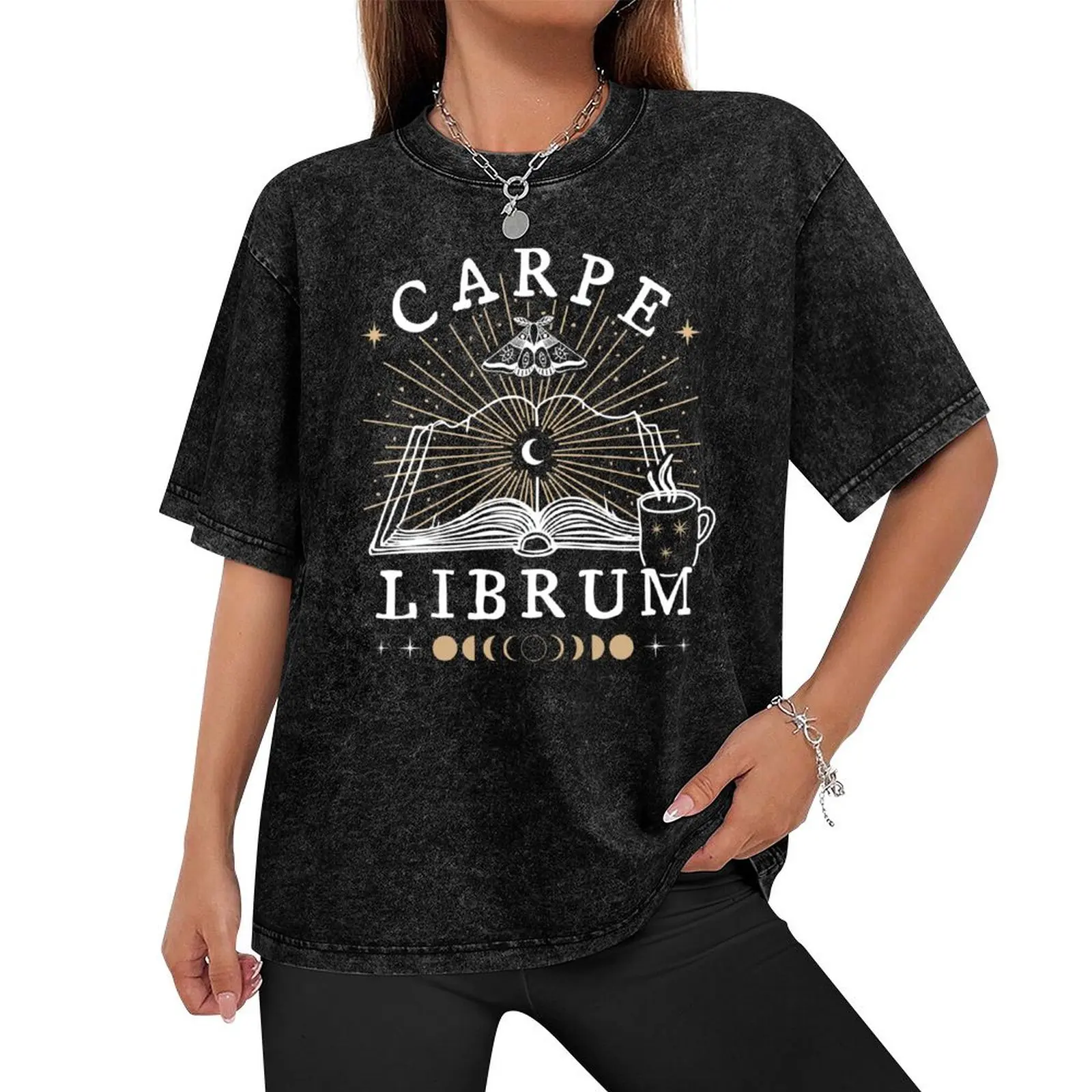 Carpe Librum Dark Academia Aesthetic Book Lover Witchy Goth - Latin Quote - Seize the Book - Magical Bookworm Gift T-Shirt