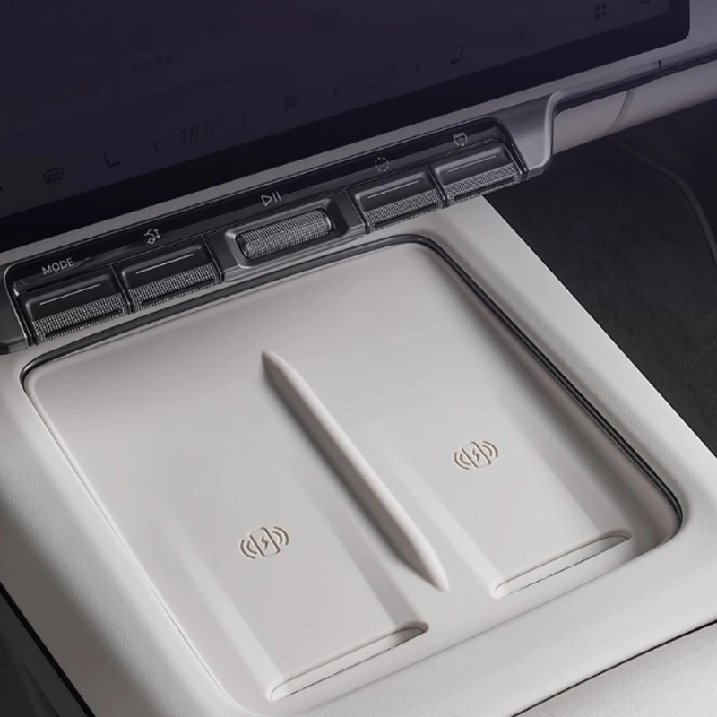 

For ZEEKR 7X 2025 2026 Wireless Charging Silicone Pad Anti Slip Pad Cup Cover Automotive Interior Accessories