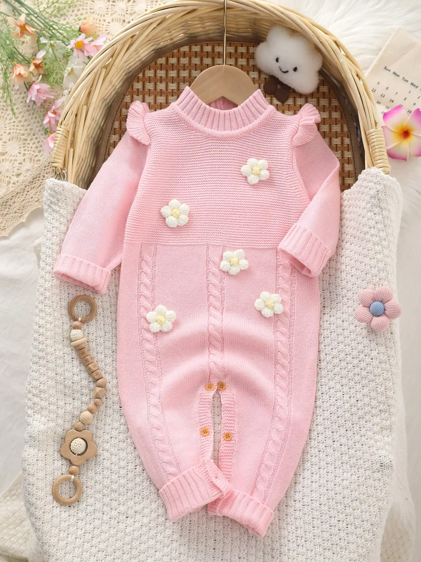 Pink Knitted Romper for Baby Girls with Long Sleeves, 3D Floral Design, Flutter Sleeves, Newborn Jumpsuit, Spring and Autumn Cable-Knit Baby Open-Crotch Button-Up Crawling Suit.