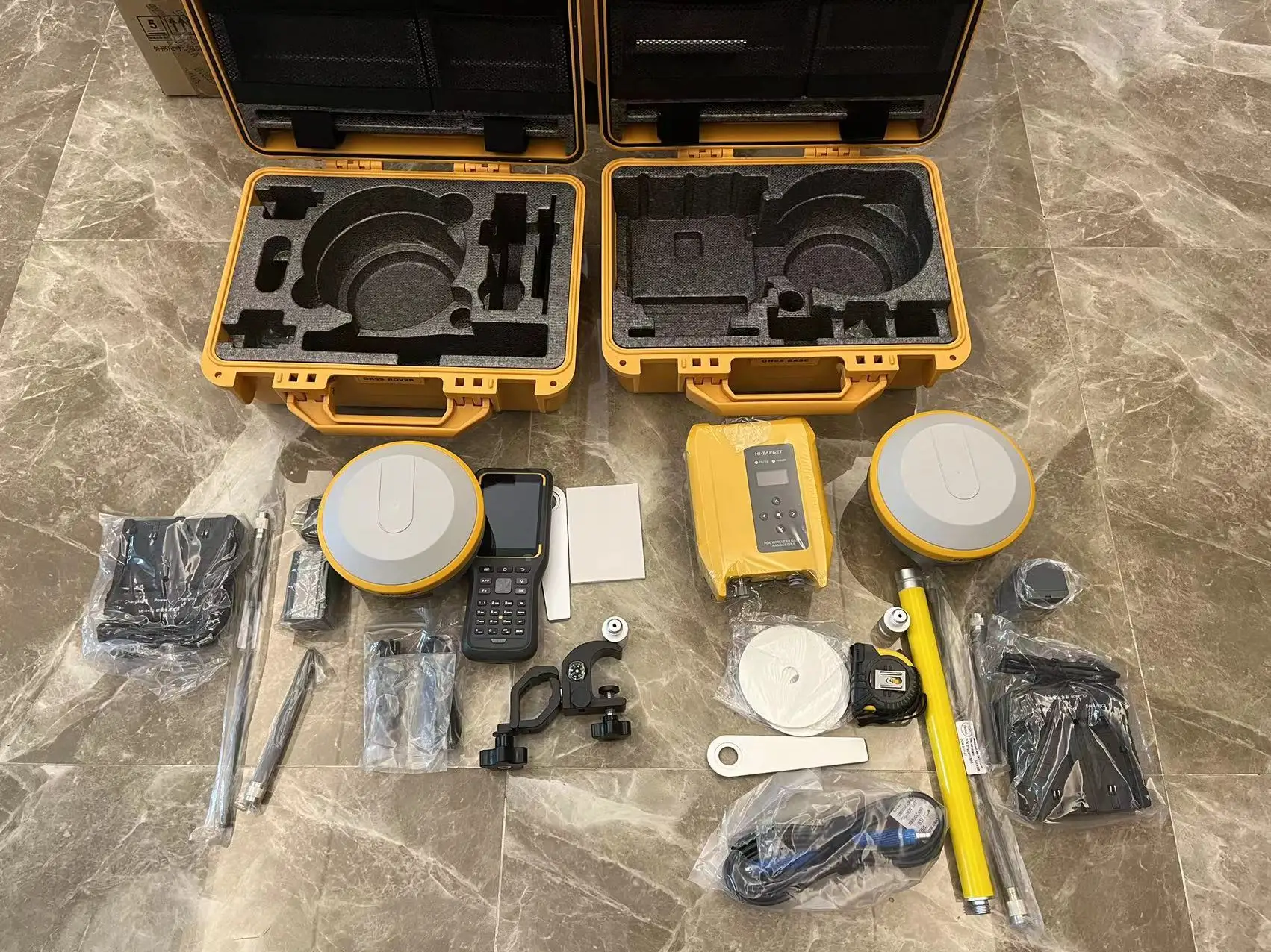 V90 Plus GNSS RTK Receiver Hi-target GPS Surveying Instrument