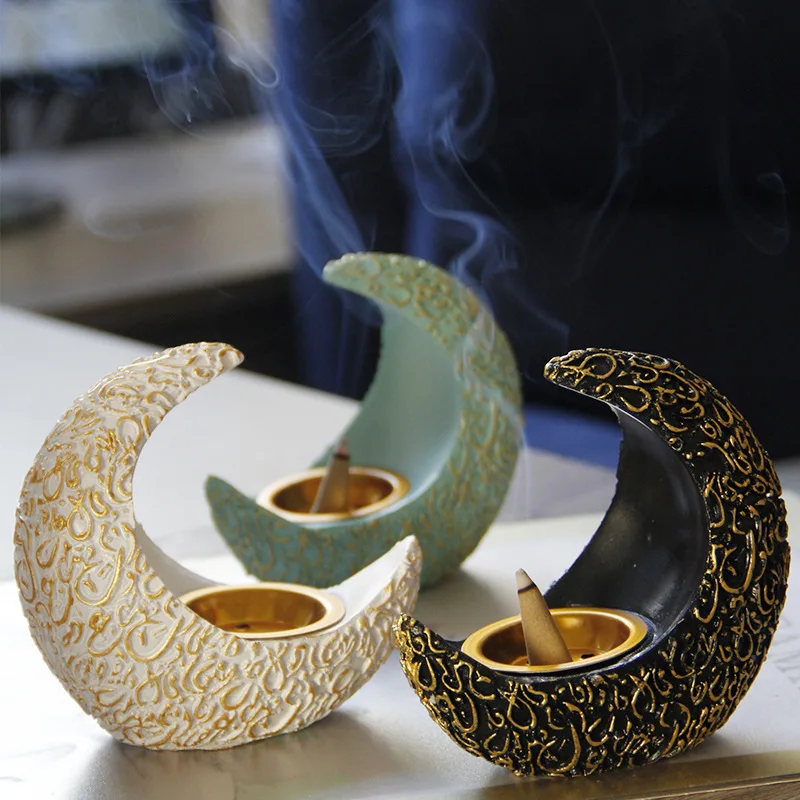 

10CM Ramadan Bright Crescent Resin Incense Burner Antique Decoration Candlestick For Home Table Decoration Aromatherapy Burner