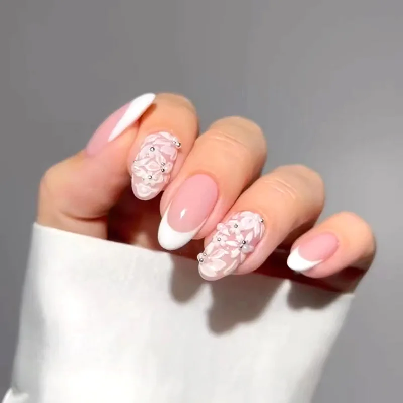 24 pièces jaune Floral français Design bâton sur les ongles Simple frais court ovale amovible manucure Art couverture complète faux ongles presse Ons