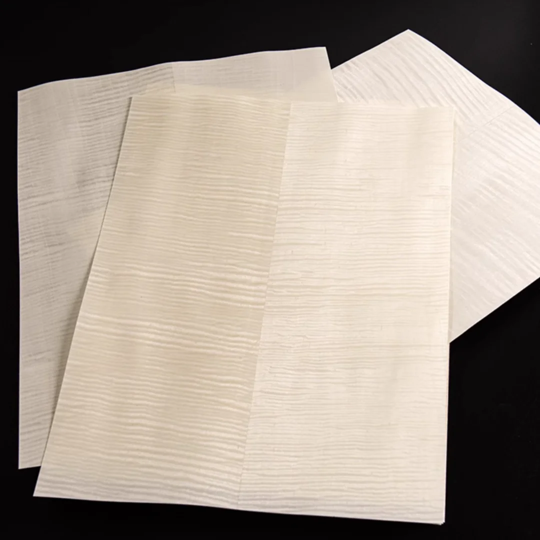 Size:510x350mm Thick:0.5mm Natural Bleached Maple Figured Wood Veneer Guitar face material DIY Guitar specific size veneer