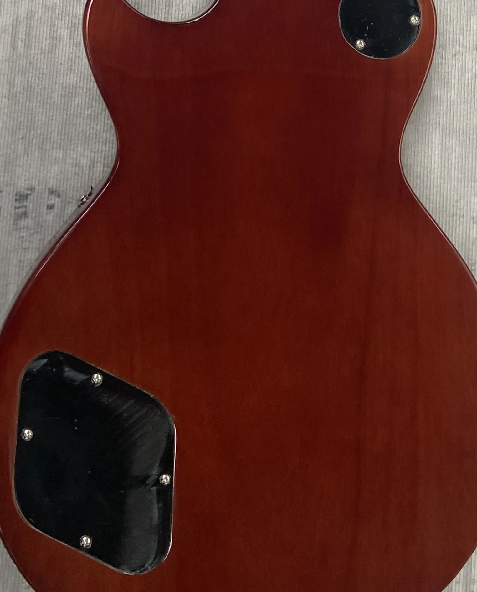 Wackycat Have logo new! Guitar Made in China, free shipping, mahogany body, smoky color,