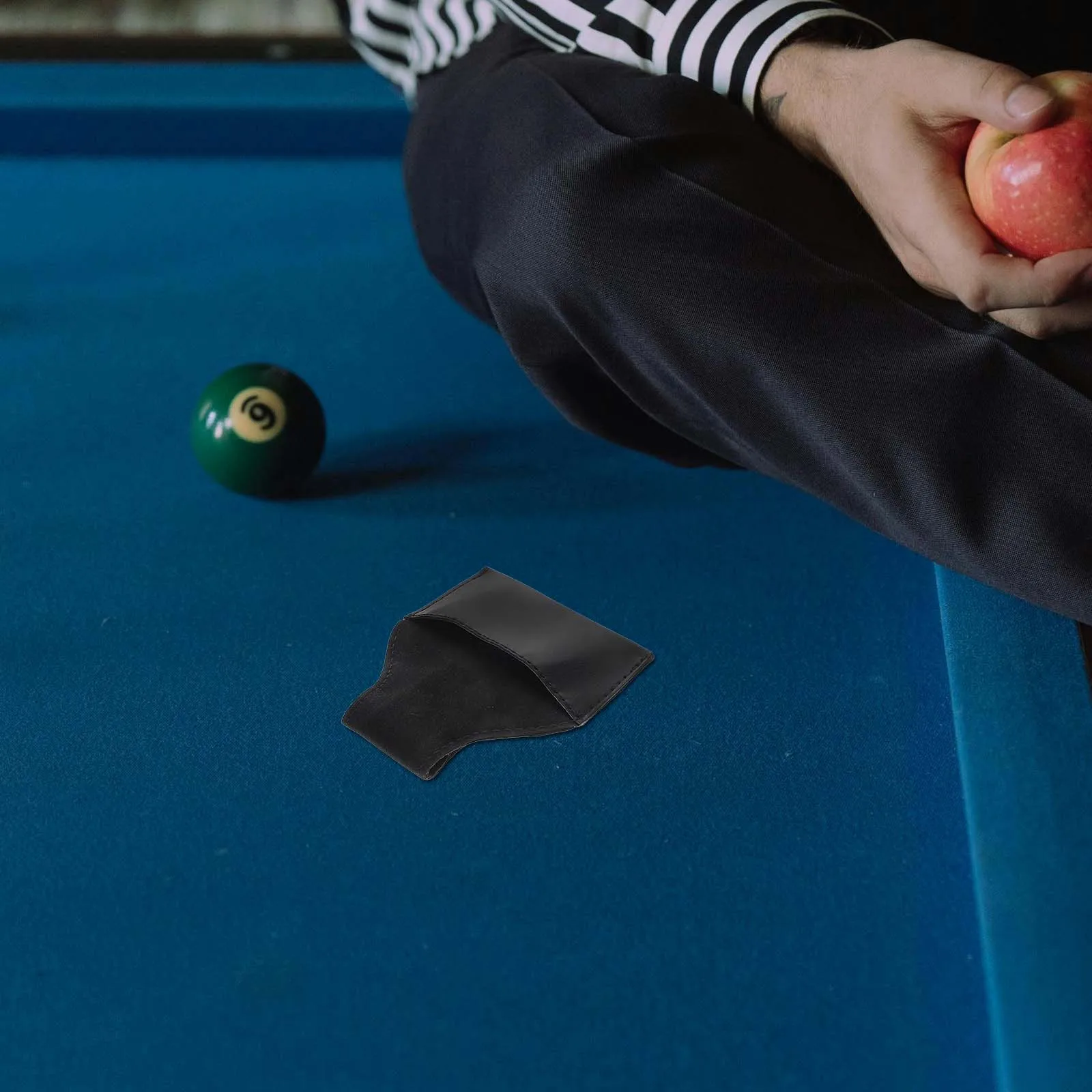 

Pool Table Chalks Storage Pouch Compact PU Snooker Cue Chalks Pouch Portable Billiard Chalk Holder Bag Protective Supply