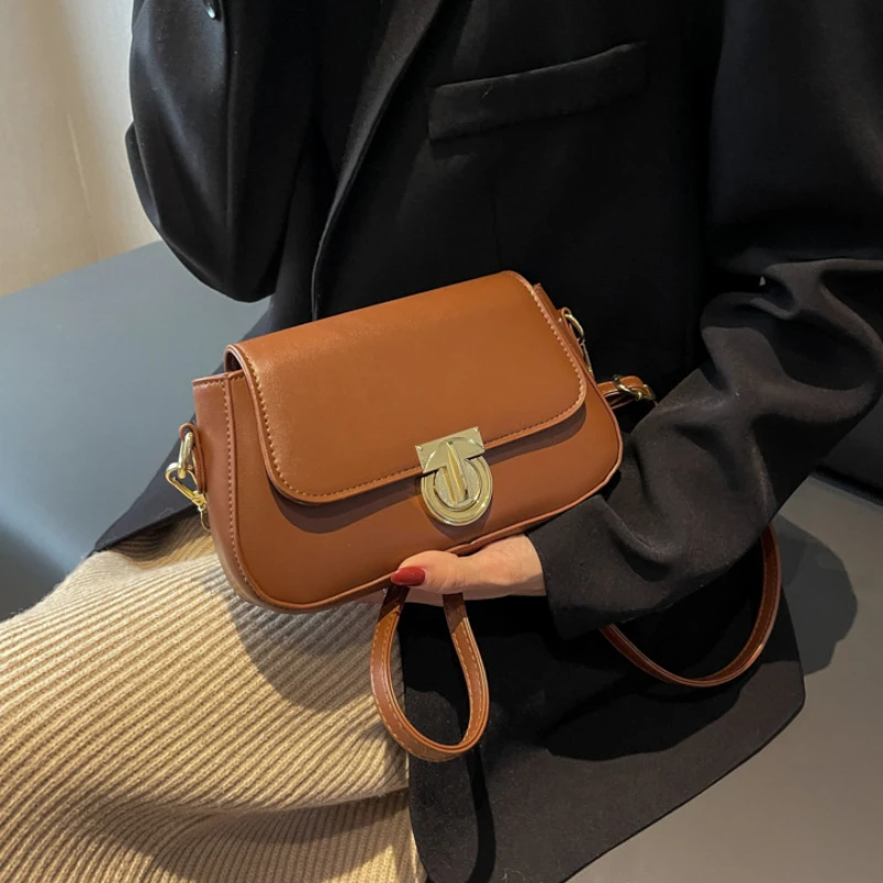 2024 Luxury Women Brand Pu Leather Crossbody Bag Office Lady Retro Chain Metal Letter Lock Flap Messenger Shoulder Bag