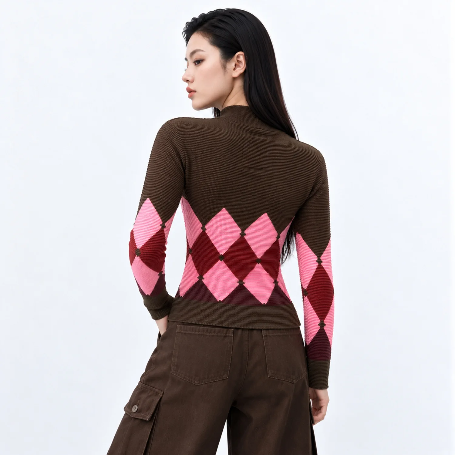 Fold Miyake Pleated Argyle Sweater Women Mock Neck Long Sleeve Brown Pink 2026 Fall Winter Preppy Retro Cozy Chic Knitwear Top
